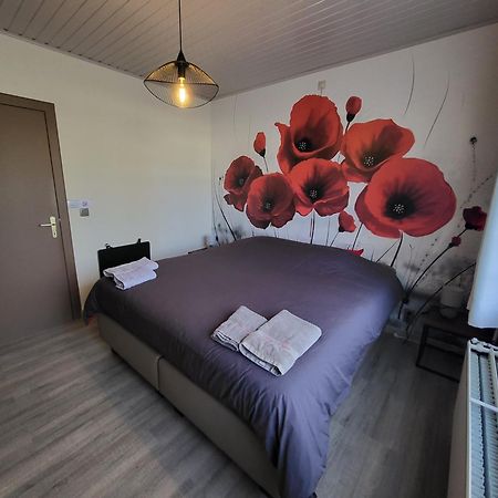 Mary'S Poppies - Bed & Breakfast Blandain Ngoại thất bức ảnh