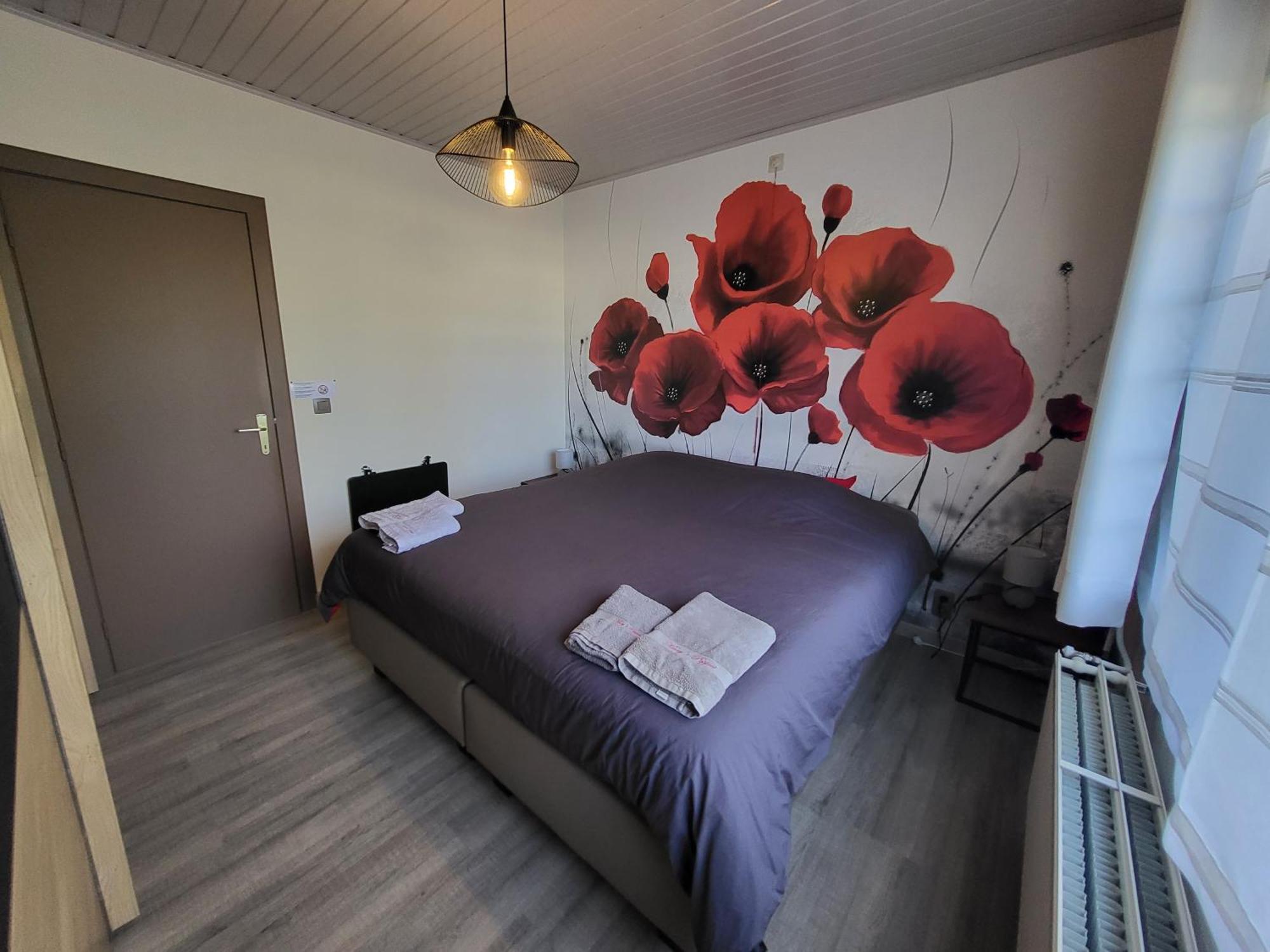 Mary'S Poppies - Bed & Breakfast Blandain Ngoại thất bức ảnh